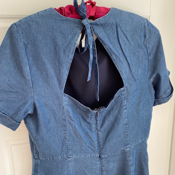 Banana Republic Jean Dress with Pockets - Size 10 - Picture 5 of 9